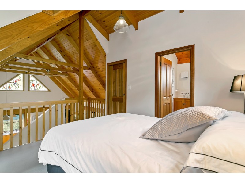 12 Glen Road, Bridgewater SA 5155