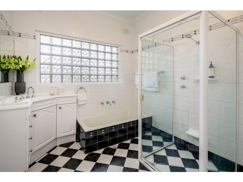 18 Holborn Hill Road, Aldgate SA 5154