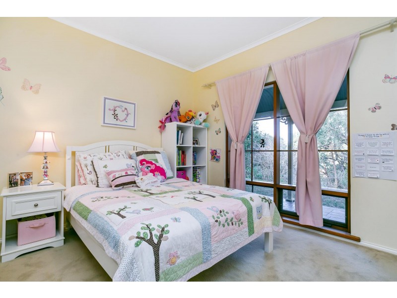 9 Yatina Road, Aldgate SA 5154