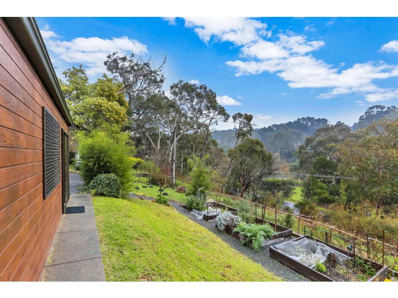 10 Bridge Street, Bridgewater SA 5155