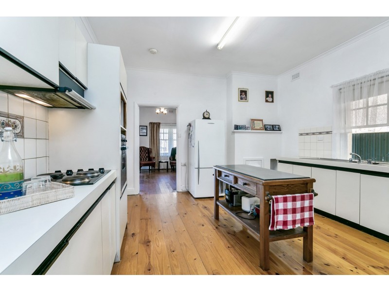 18 Pine Avenue, Hahndorf SA 5245