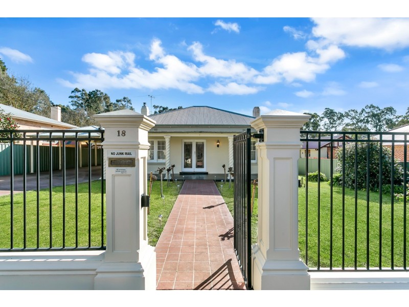 18 Pine Avenue, Hahndorf SA 5245