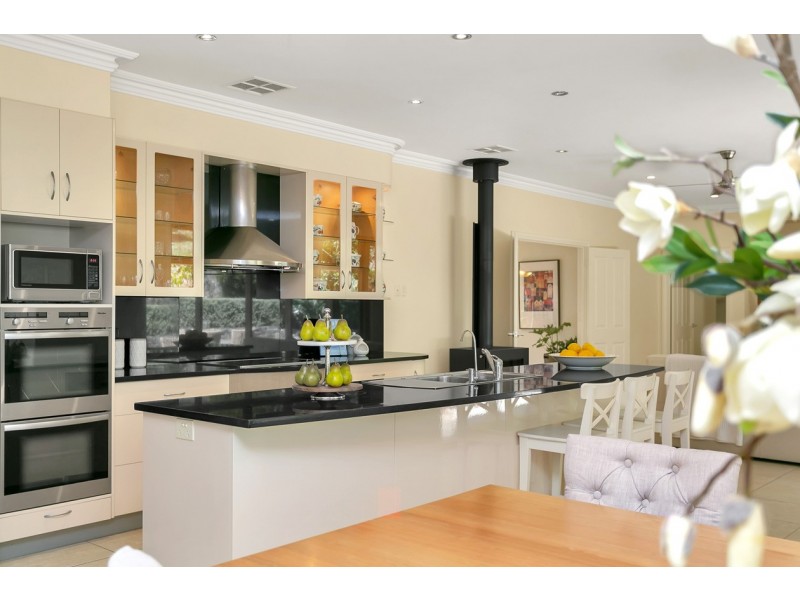 3 Arbury Park Road, Aldgate SA 5154