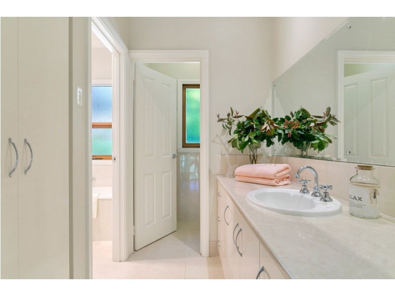 3 Arbury Park Road, Aldgate SA 5154