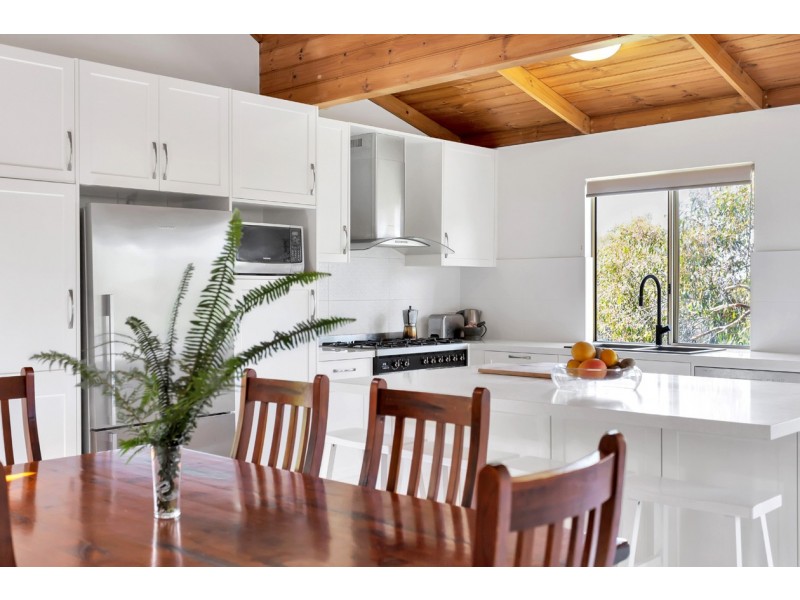 10 Glen Road, Bridgewater SA 5155