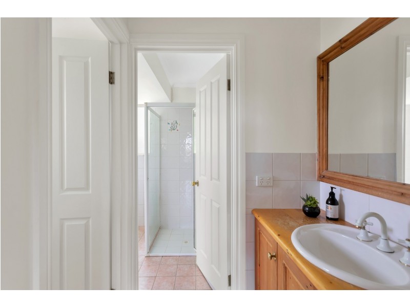 10 Glen Road, Bridgewater SA 5155