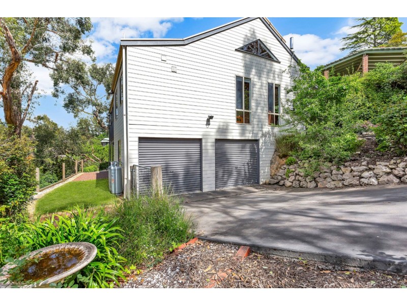 10 Glen Road, Bridgewater SA 5155
