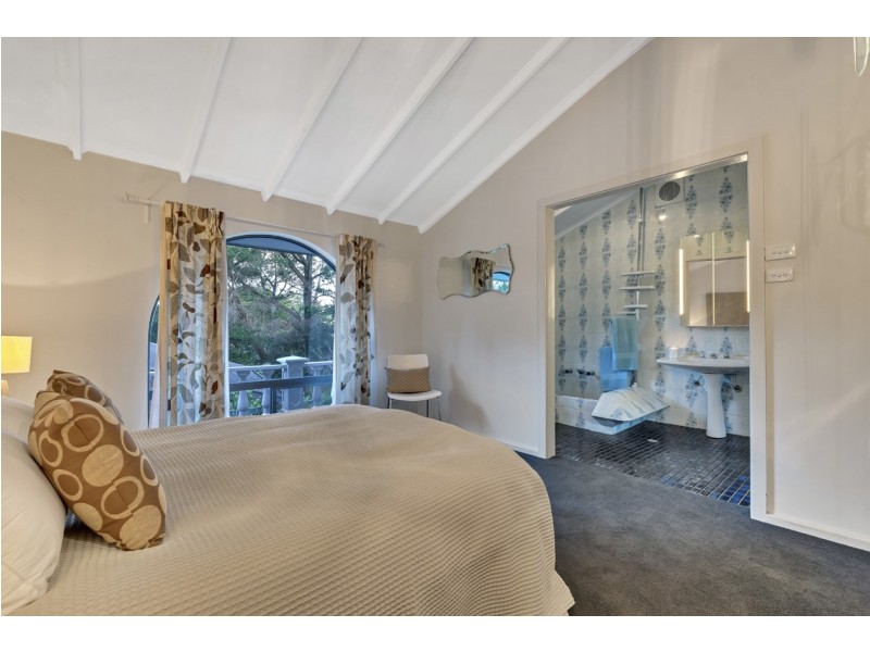 4 Driffield Road, Bridgewater SA 5155