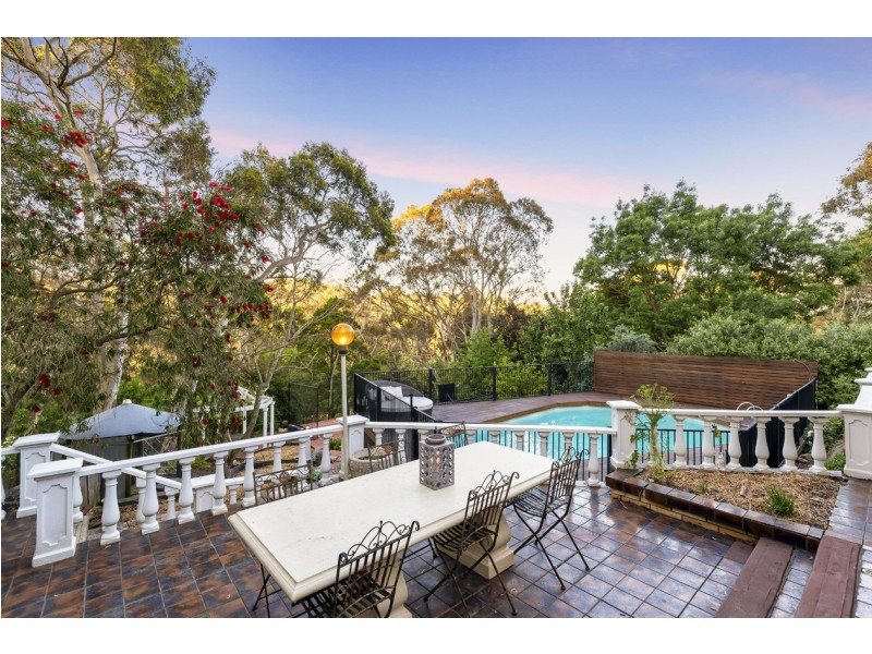 4 Driffield Road, Bridgewater SA 5155