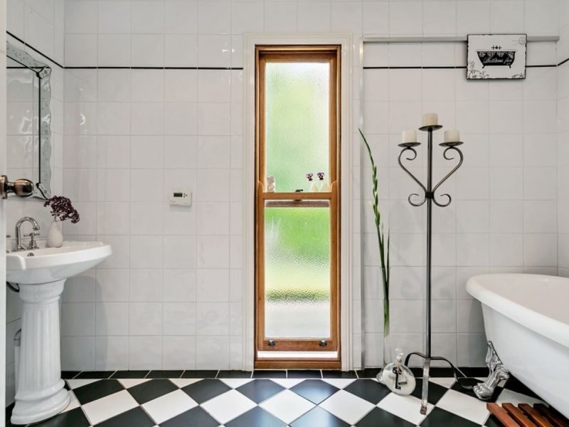 104A Longwood Road, Heathfield SA 5153