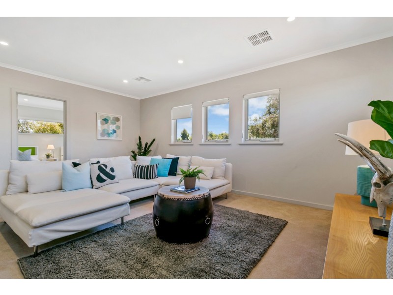 51 Highfield Drive, Craigburn Farm SA 5051