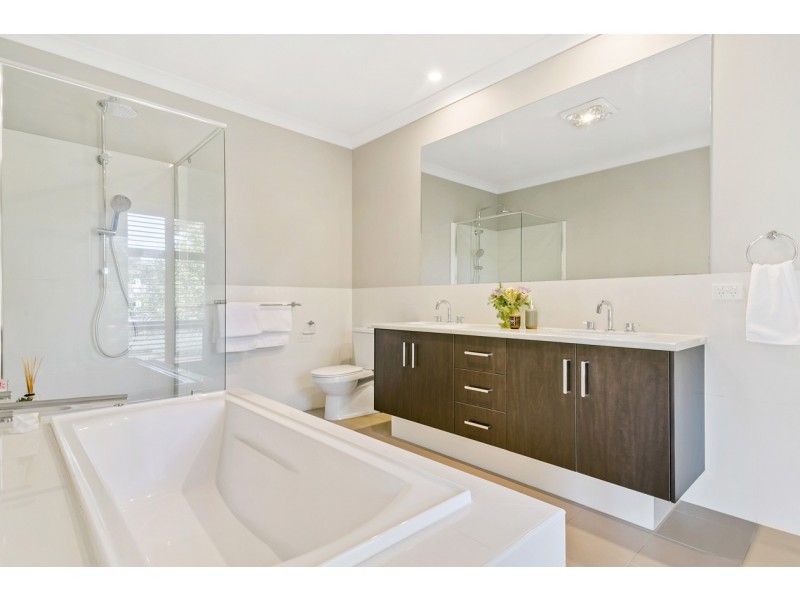 51 Highfield Drive, Craigburn Farm SA 5051