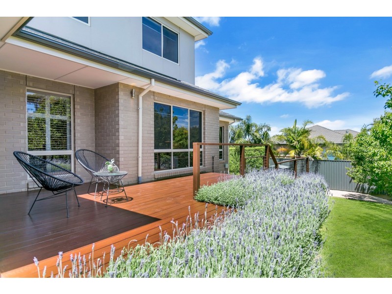 51 Highfield Drive, Craigburn Farm SA 5051