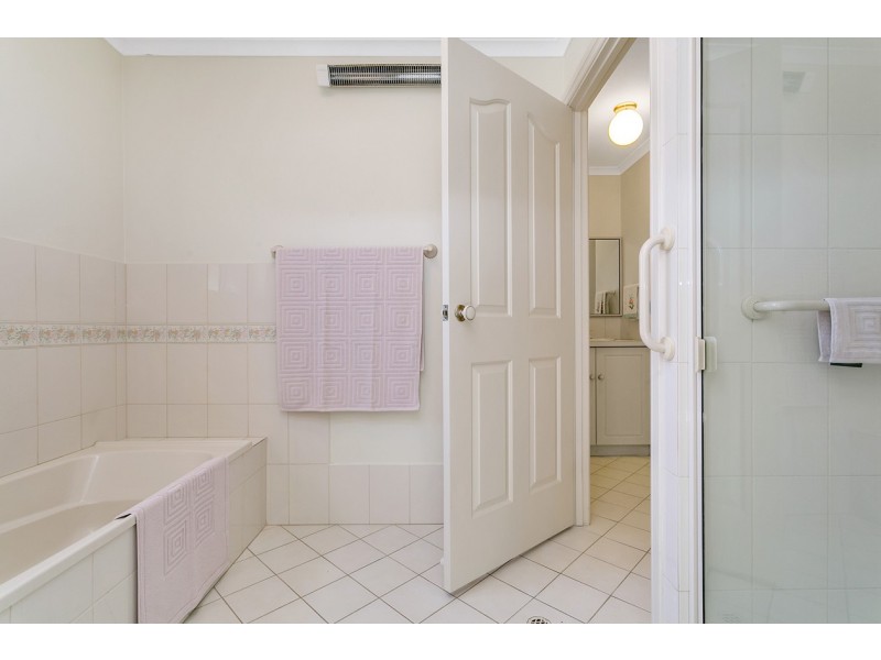 7 Penshurst Place, Stirling SA 5152