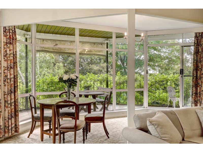 2 Sheoak Road, Crafers West SA 5152