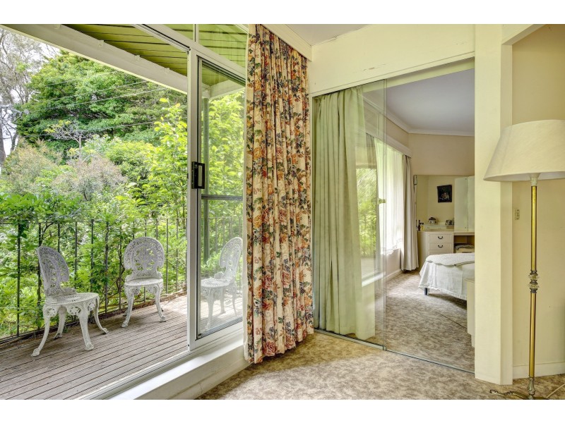 2 Sheoak Road, Crafers West SA 5152