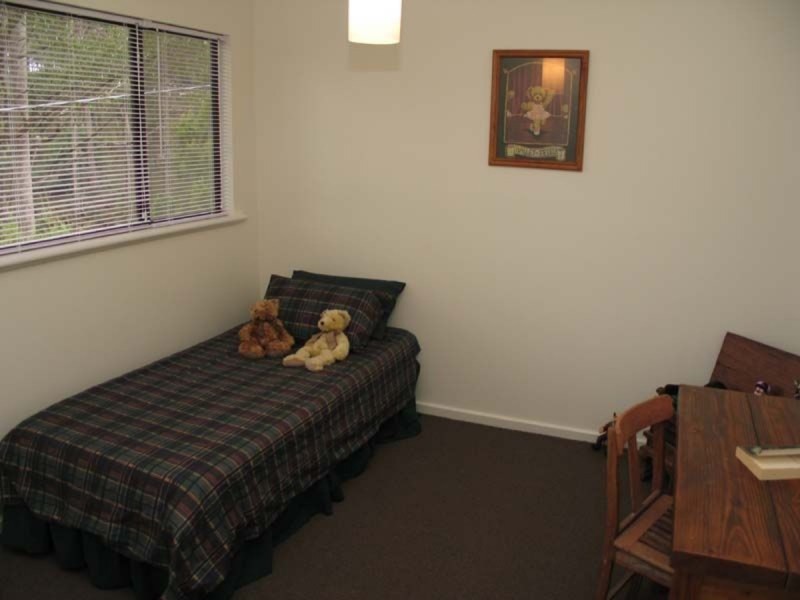 1 Salmon Avenue, Crafers SA 5152