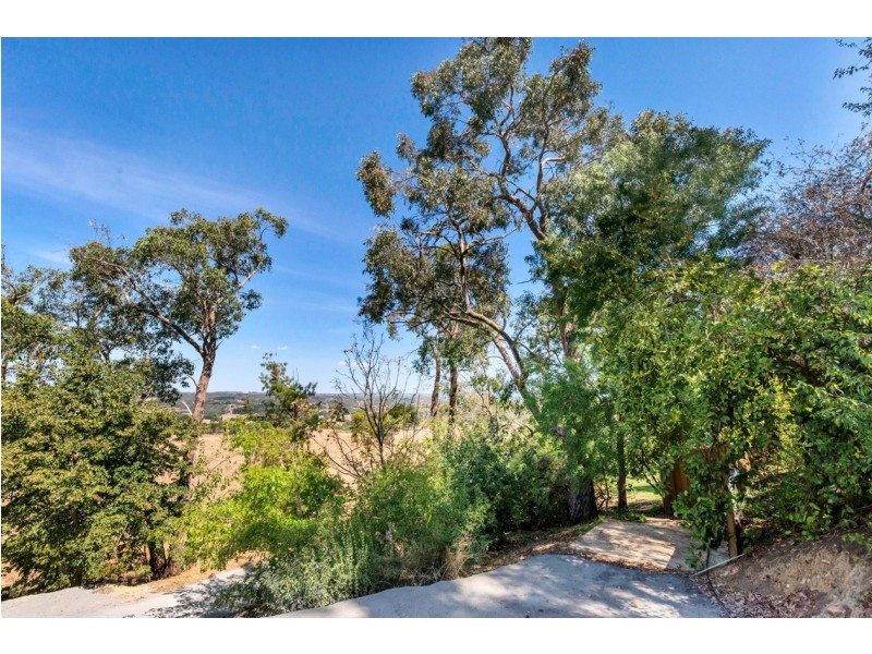 86 Orontes Avenue, Bridgewater SA 5155