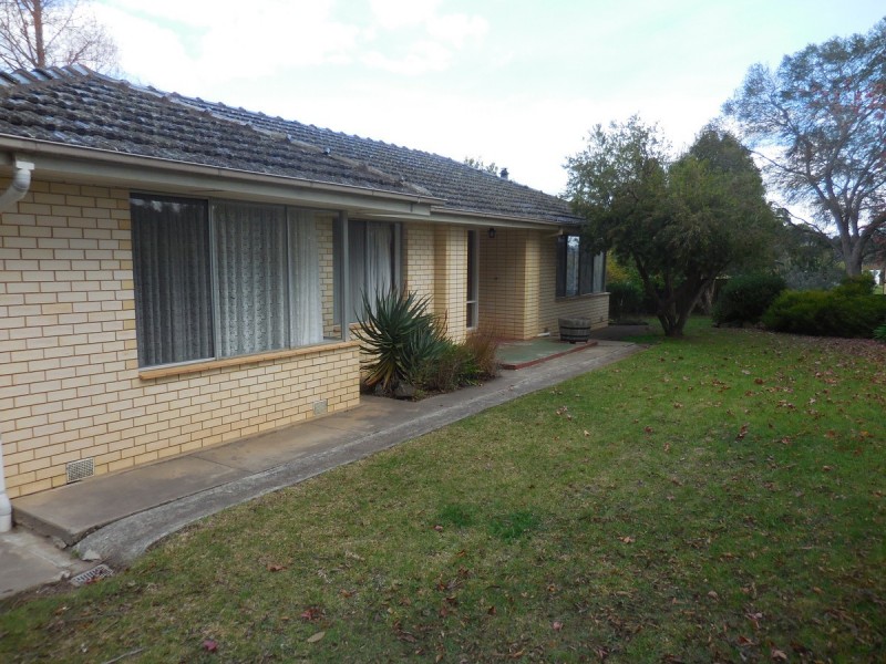 24 Ambleside Road, Hahndorf SA 5245