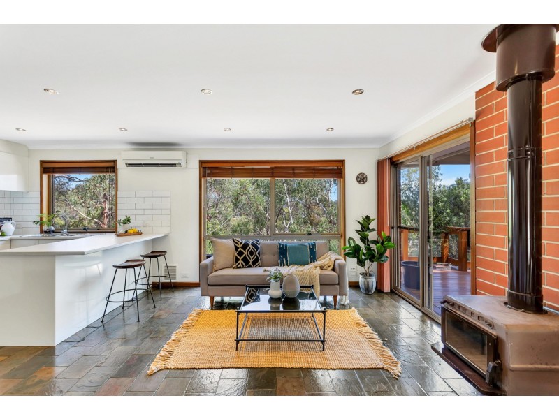 38 Princes Avenue, Crafers West SA 5152