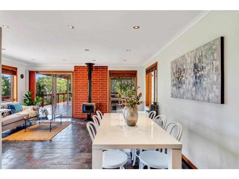 38 Princes Avenue, Crafers West SA 5152