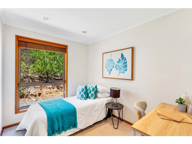 38 Princes Avenue, Crafers West SA 5152