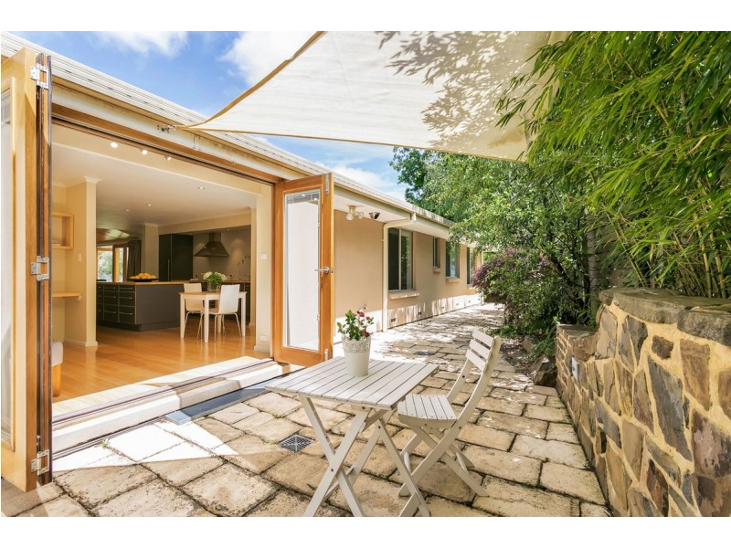 10 The Vines Court, Aldgate SA 5154