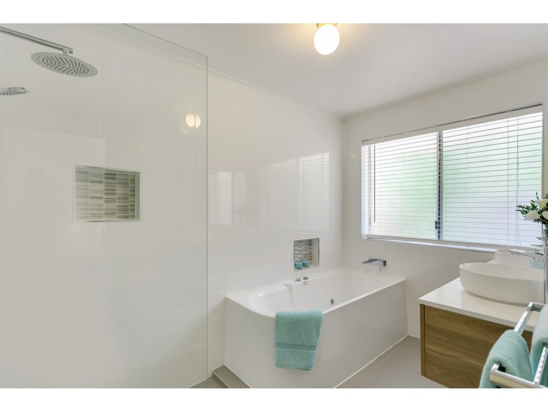 10 The Vines Court, Aldgate SA 5154