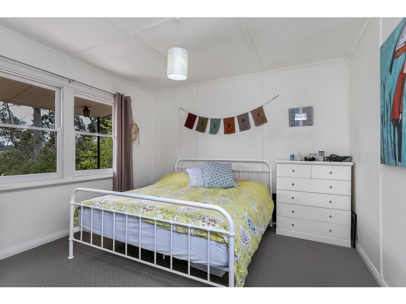 11 Driffield Road, Bridgewater SA 5155