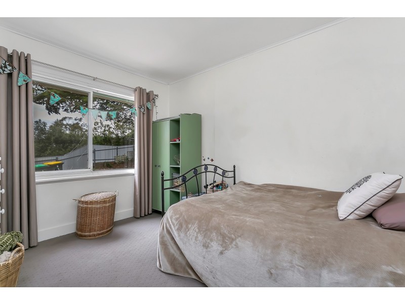 11 Driffield Road, Bridgewater SA 5155