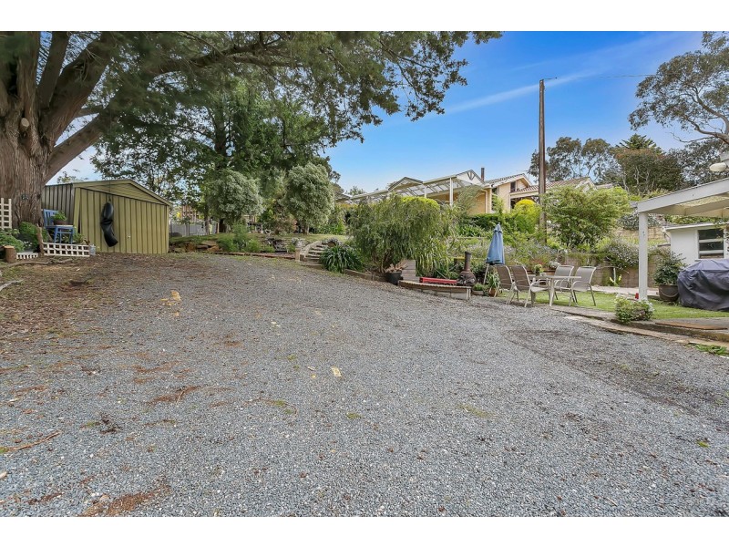 11 Driffield Road, Bridgewater SA 5155