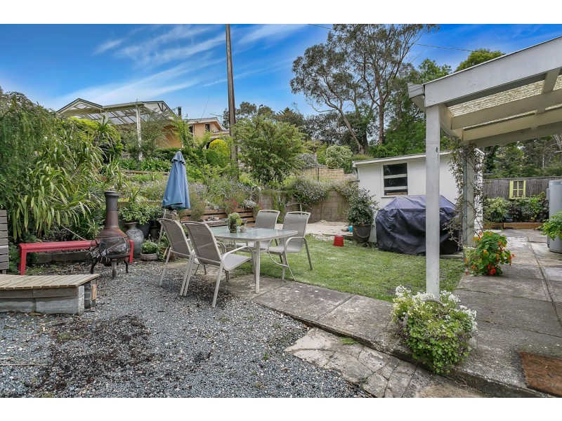 11 Driffield Road, Bridgewater SA 5155