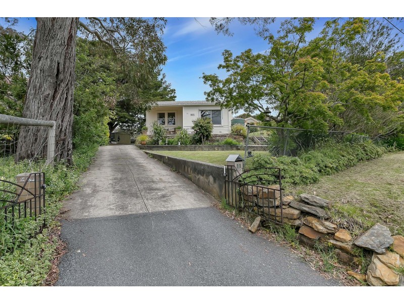 11 Driffield Road, Bridgewater SA 5155