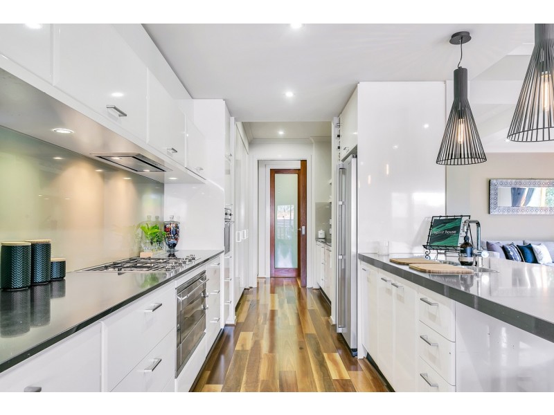 11 Bluestone Drive, Mount Barker SA 5251