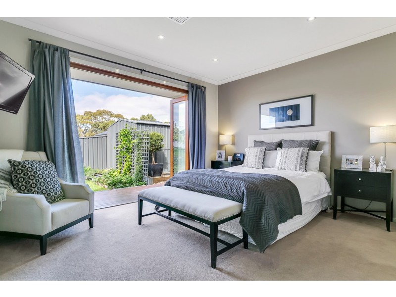 11 Bluestone Drive, Mount Barker SA 5251