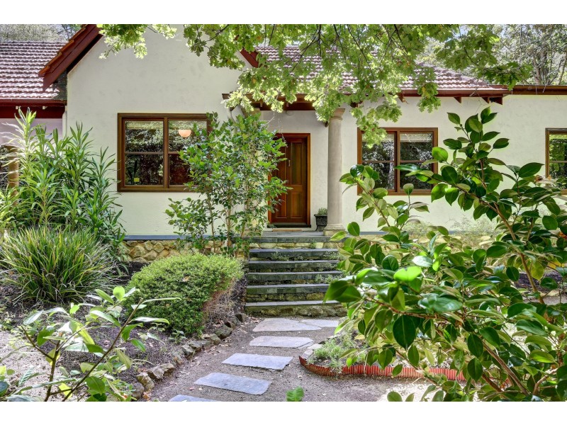 2 Laurel Road, Stirling SA 5152