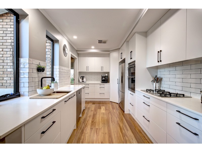 47 Charlick Road, Crafers West SA 5152