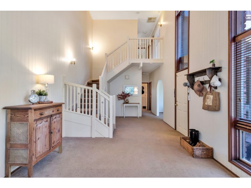 16 First Avenue, Bridgewater SA 5155