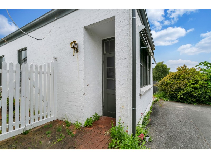 4 Garrod Crescent, Stirling SA 5152