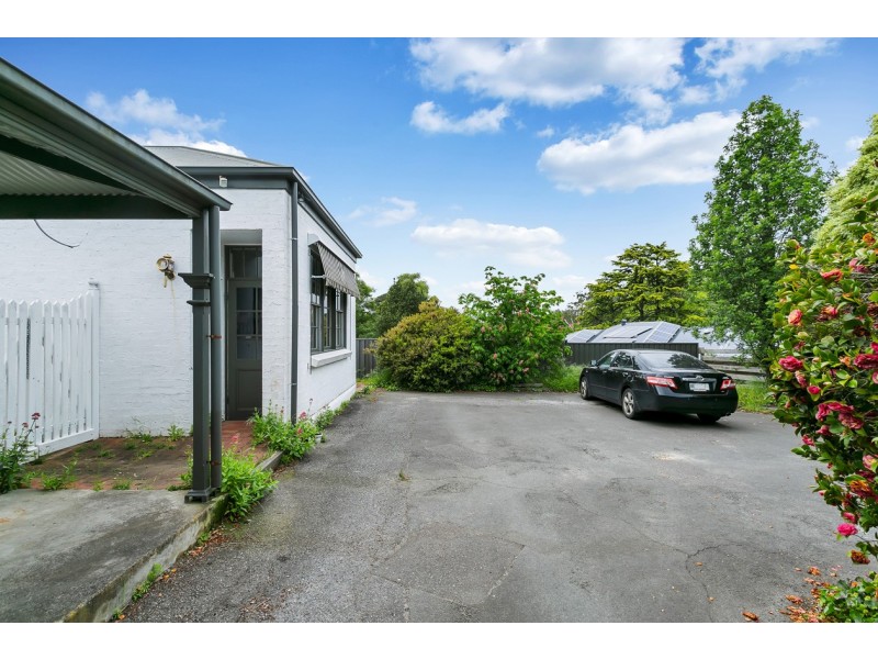 4 Garrod Crescent, Stirling SA 5152