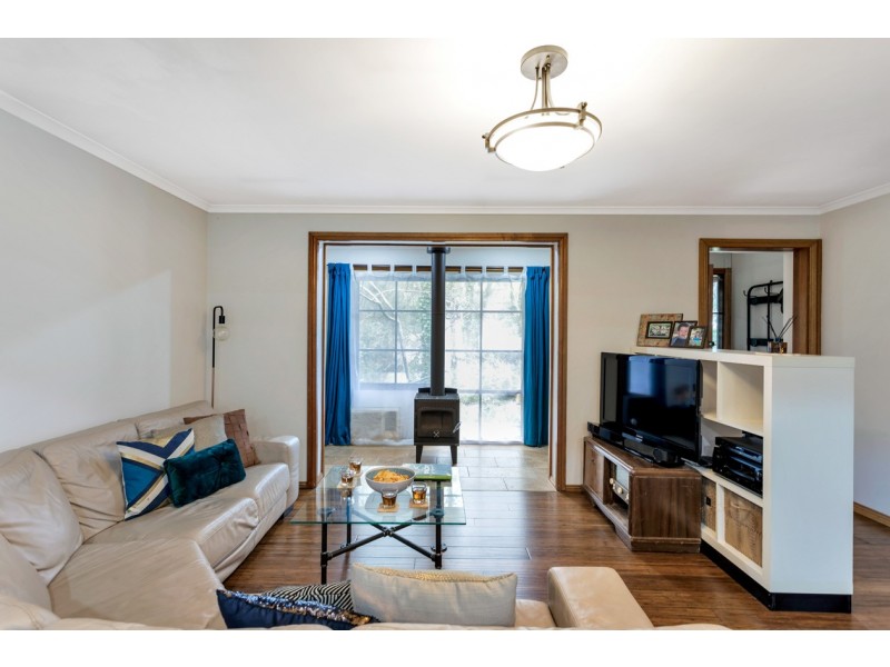 22 Avoca Avenue, Bridgewater SA 5155