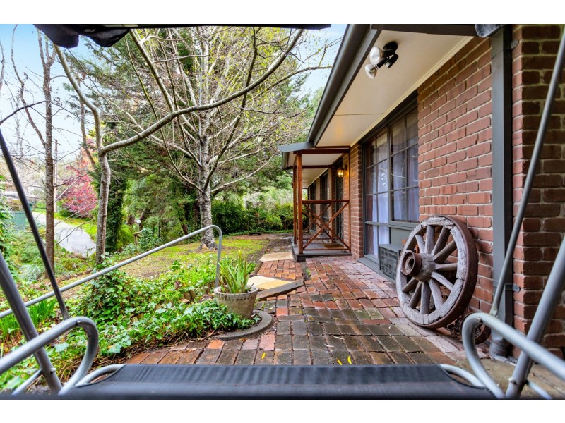 22 Avoca Avenue, Bridgewater SA 5155