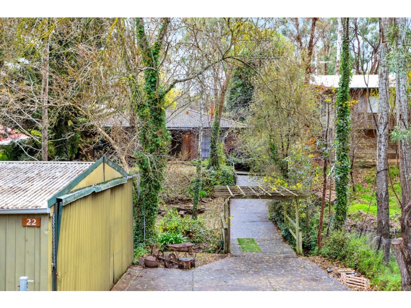 22 Avoca Avenue, Bridgewater SA 5155