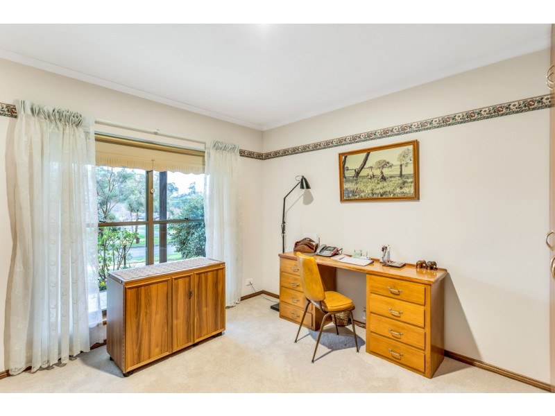 10 Nitschke Drive, Hahndorf SA 5245