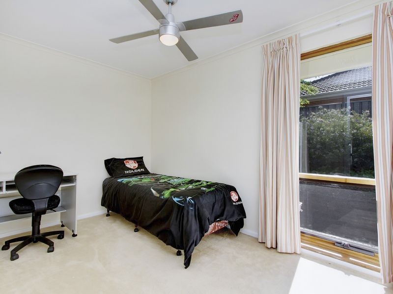 1 Hakea Court, Bridgewater SA 5155