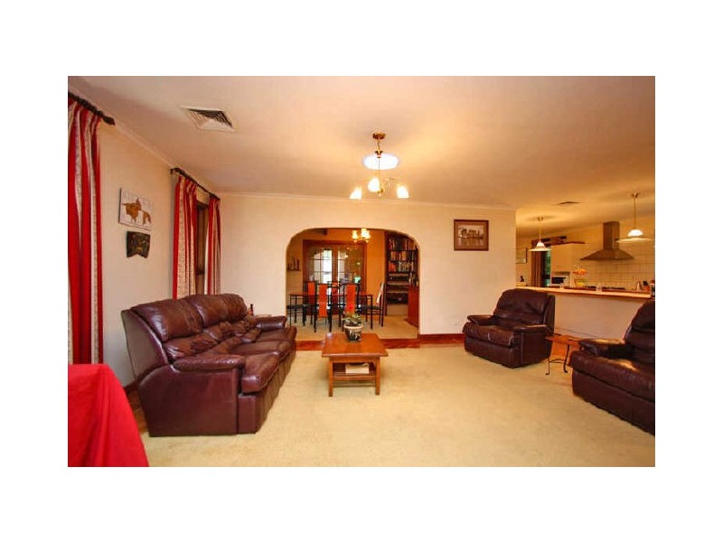 23 Lewis Avenue, Aldgate SA 5154