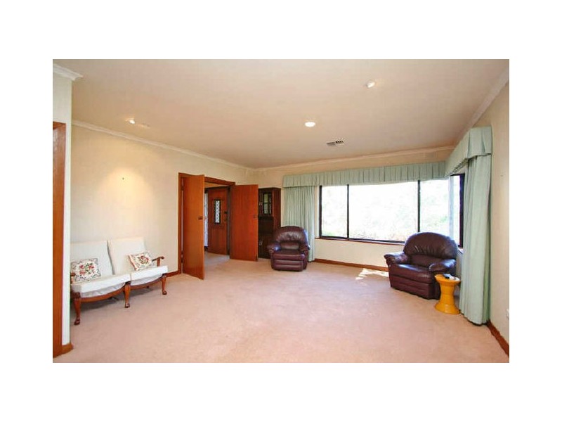 13 Banksia Crescent, Belair SA 5052