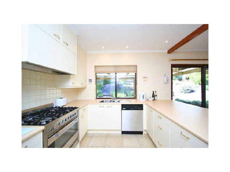 13 Banksia Crescent, Belair SA 5052