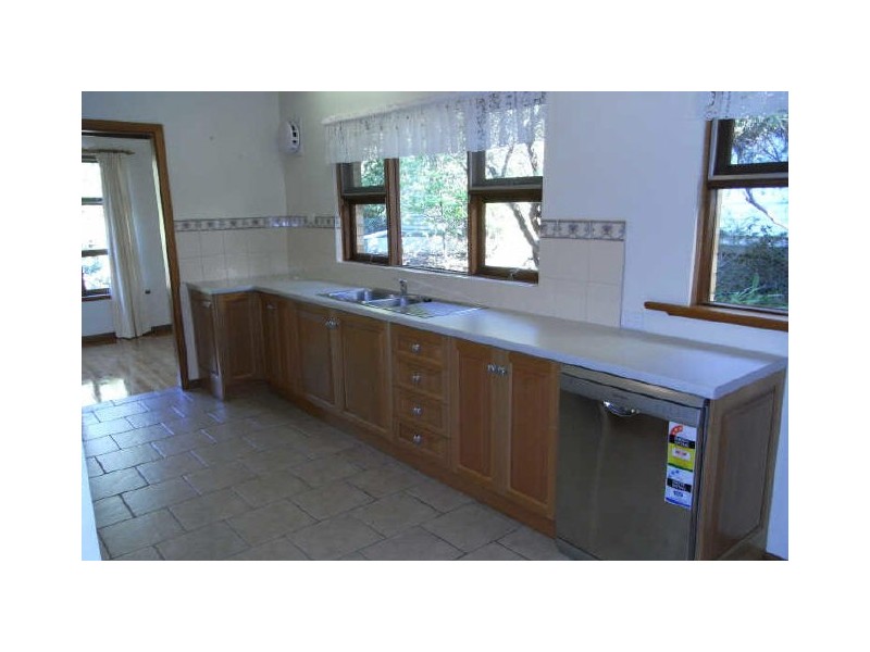 3 Cichon Road, Bridgewater SA 5155