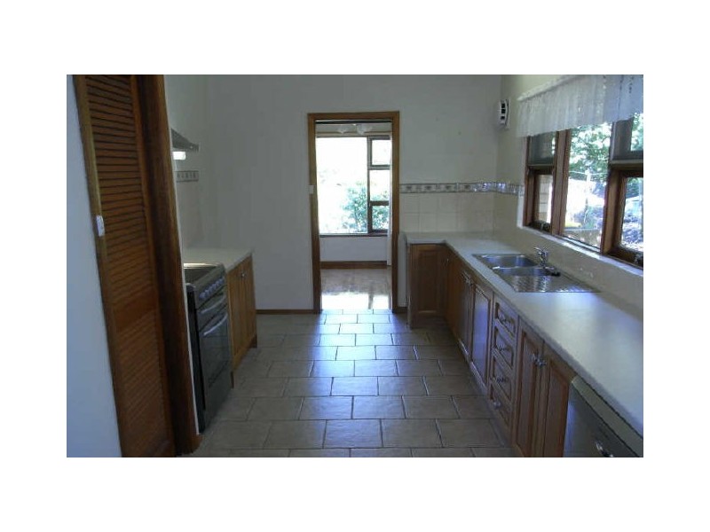 3 Cichon Road, Bridgewater SA 5155